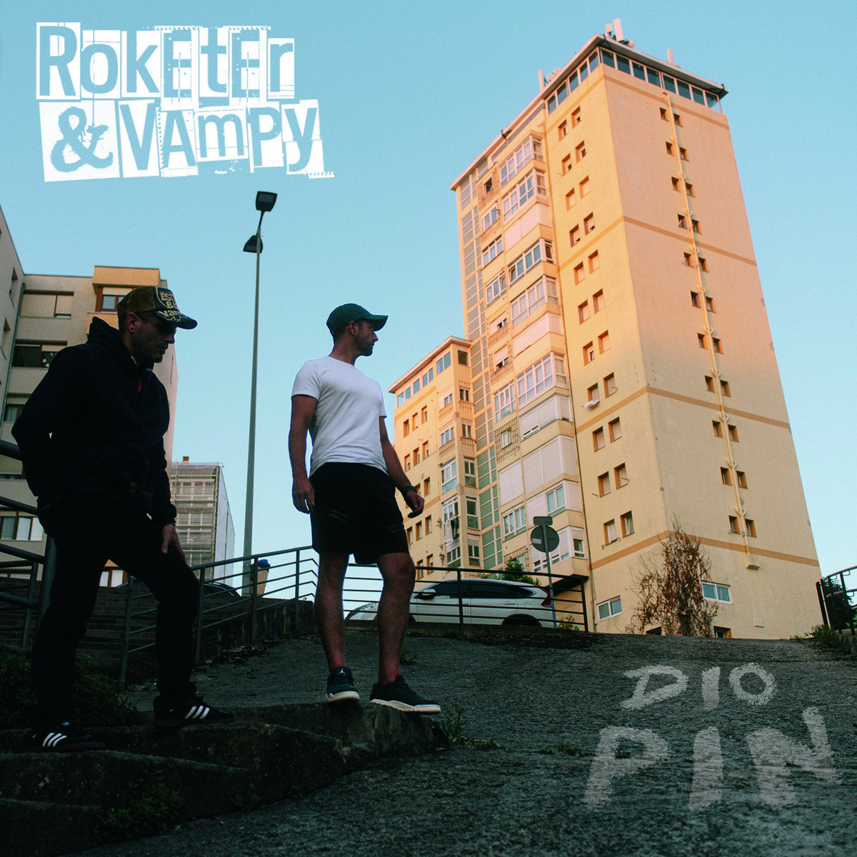 Roketer & Vampy - Píndio